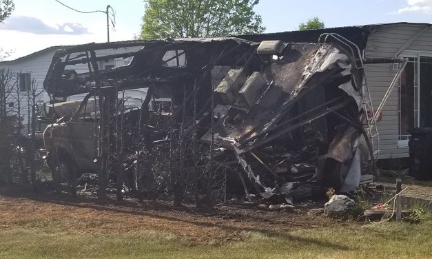 Motorisé détruit par les flammes à Danville