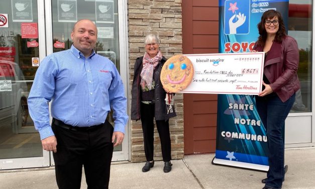 6 867 Biscuits sourire au profit de la Fondation du CSSS des Sources