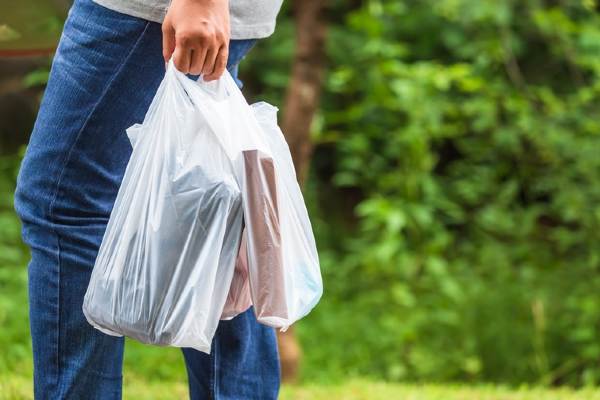 Les sacs de plastique seront bannis à Victoriaville