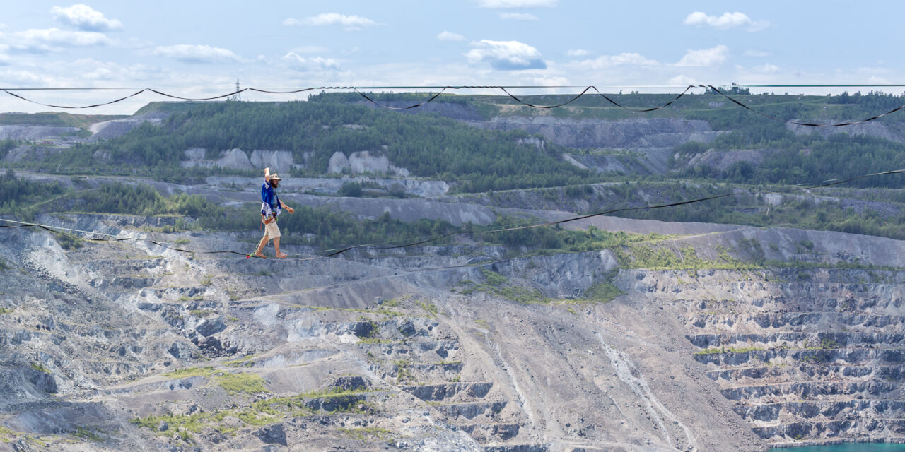 Un succès pour la journée Slackline à Val-des-Sources