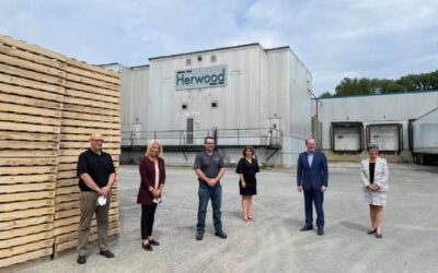 Près de 6 millions de dollars investis chez le fabricant de palettes Herwood à Windsor