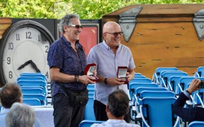 Des médailles du lieutenant-gouverneur pour les fondateurs du Théâtre de la Dame de Coeur de Upton