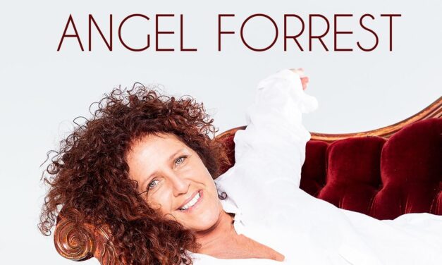 Entrevue : Angel Forrest, ce samedi au P’tit Bonheur de Saint-Camille