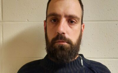 Arrestation d’un résident de Val-des-Sources pour des agressions sexuelles.