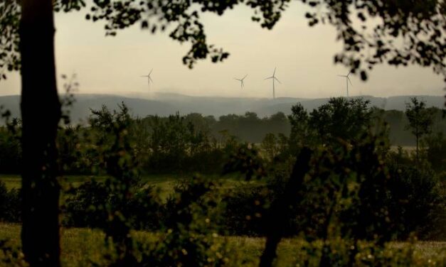 Réactions de la MRC d’Arthabaska sur le référendum de Sainte-Élizabeth-de-Warwick sur l’éolien