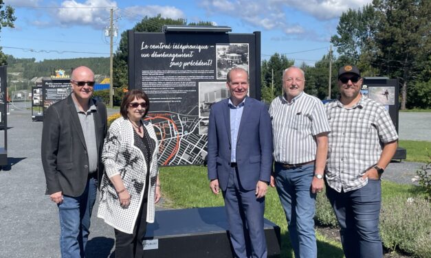 Inauguration du sentier d’interprétation historique à          Val-des-Sources