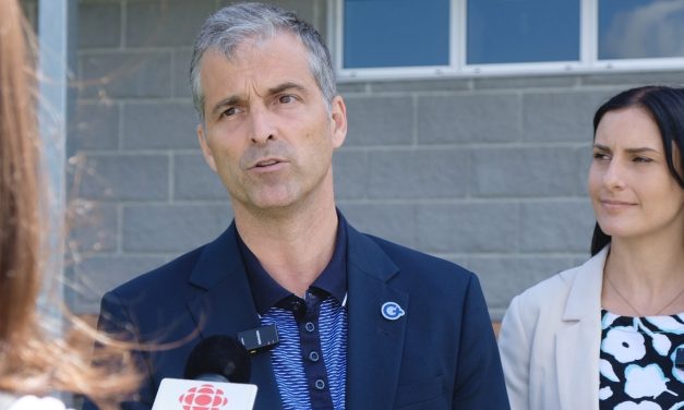 Élections dans Arthabaska, deux promesses fortes du PQ pour la santé