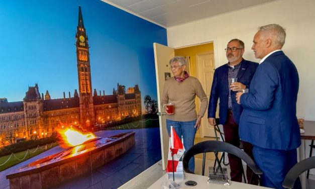 Un deuxième bureau pour le député Eric Lefebvre