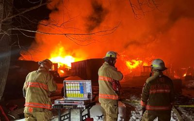 Des canards ont péri dans l&rsquo;incendie d&rsquo;un bâtiment agricole à Val-Joli