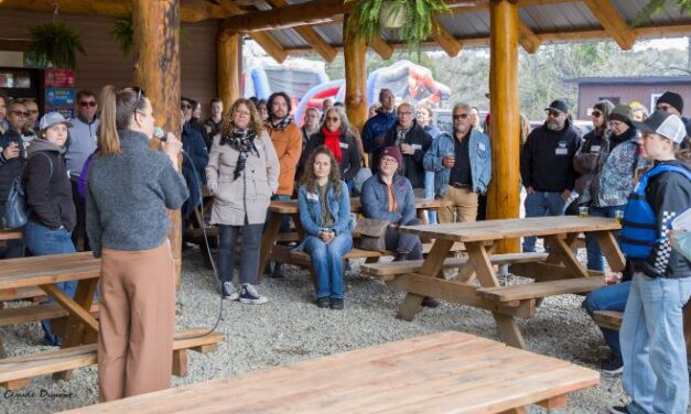 Plusieurs intervenants réunis pour lancer la saison touristique de la MRC des Sources